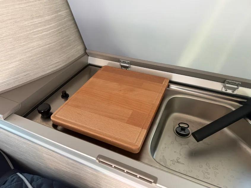 VZ 0870101 Planche à Découper California T7 V3.webp