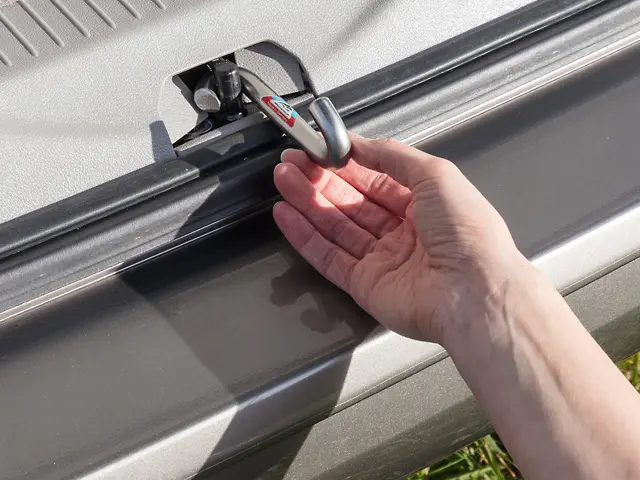 [ 100150053] AIR-SAFE T6 / T5 VW avec languette d'assistance à la fermeture, en acier spécial inoxydable (qualité V2A)