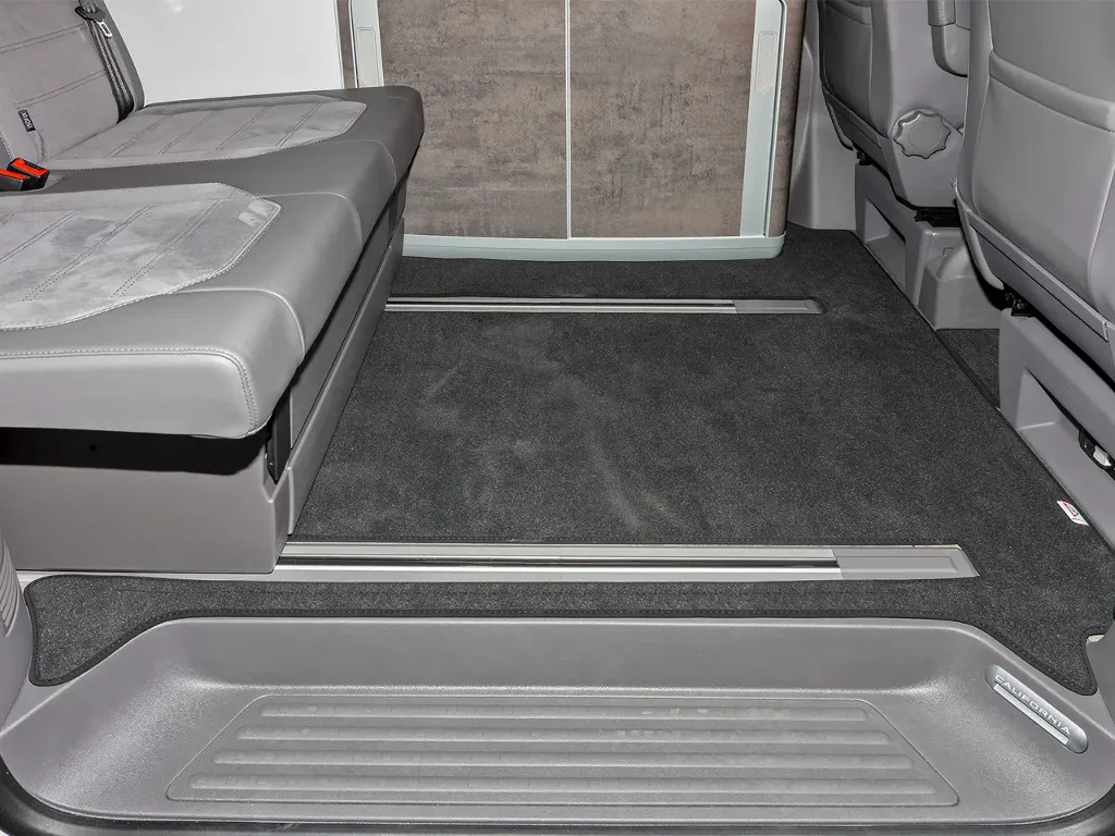 [100708611] Tapis en Velours VW California Ocean/Coast T6.1 - Noir Titane - 3 Rails